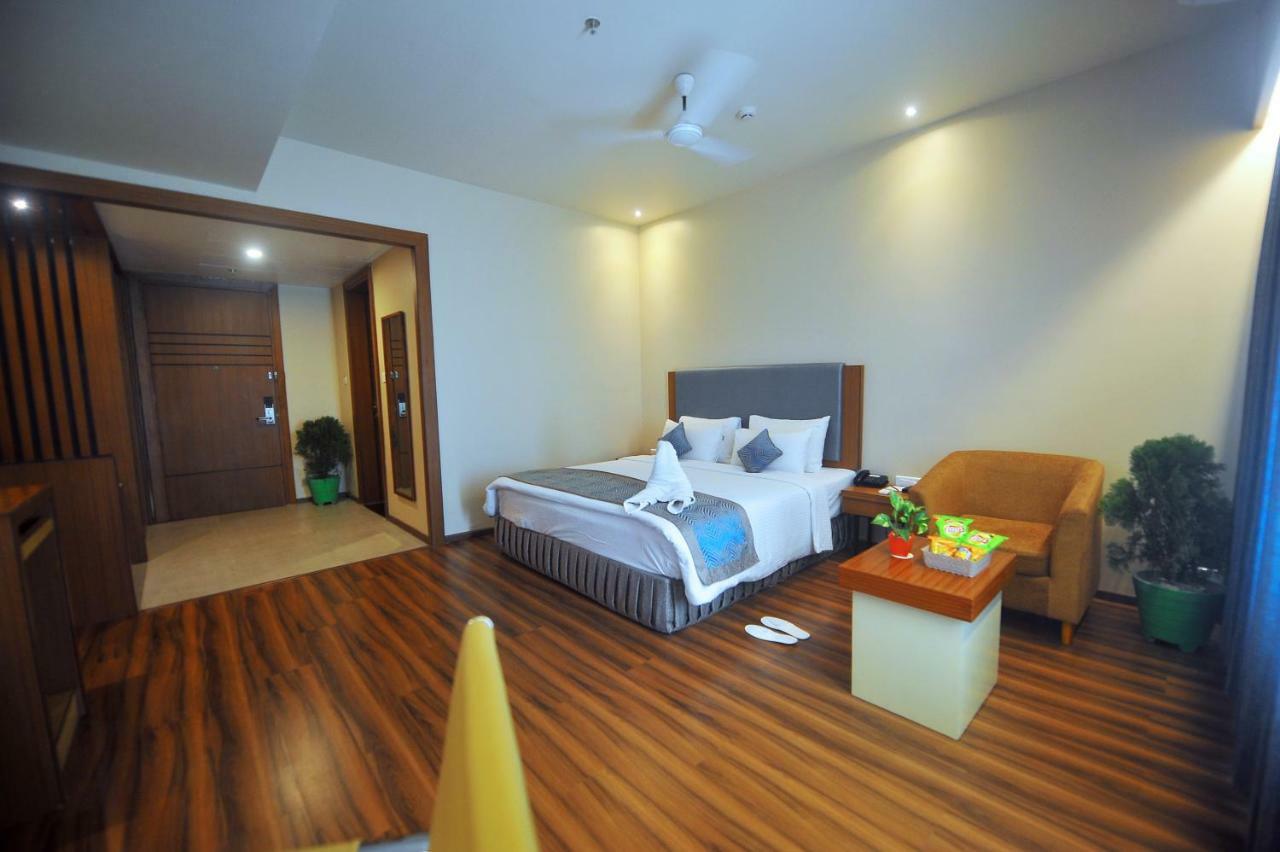 Pipul Padmaja Premium Hotel Бхубанешвар Екстер'єр фото