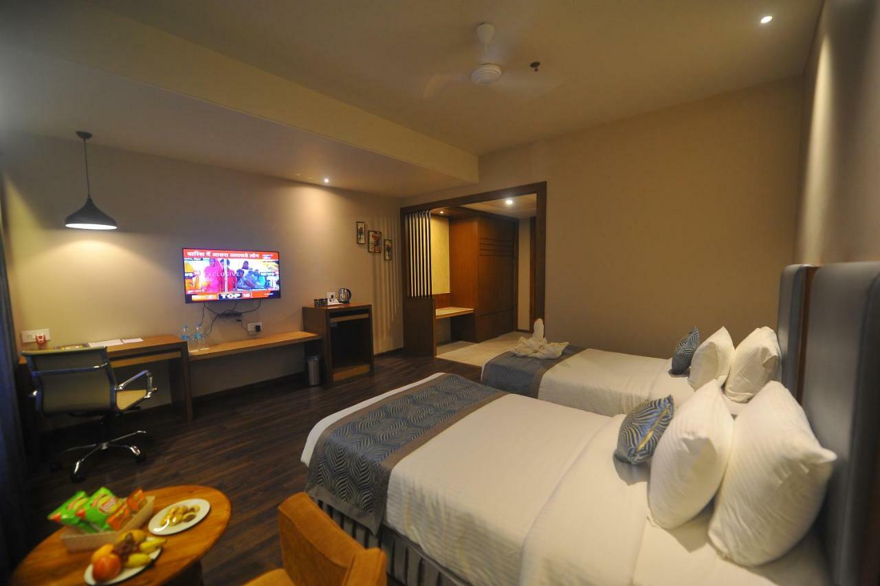 Pipul Padmaja Premium Hotel Бхубанешвар Екстер'єр фото