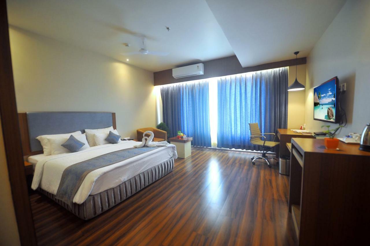 Pipul Padmaja Premium Hotel Бхубанешвар Екстер'єр фото