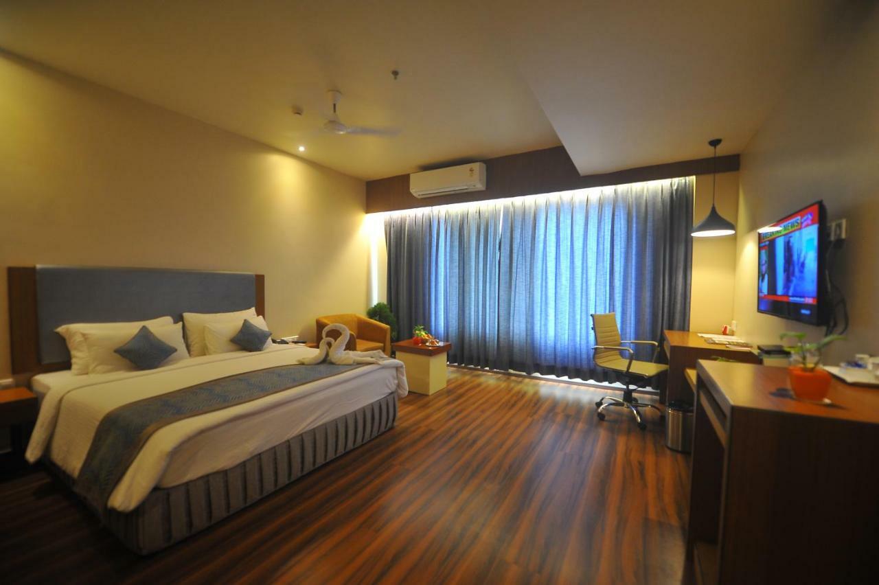 Pipul Padmaja Premium Hotel Бхубанешвар Екстер'єр фото